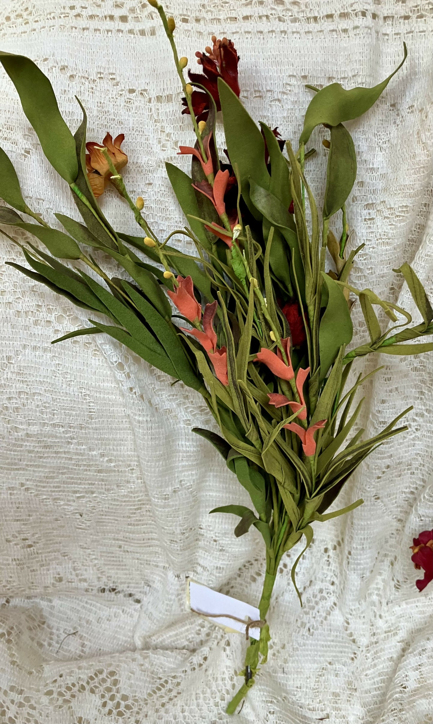 #388 Red & yellow flower bunch