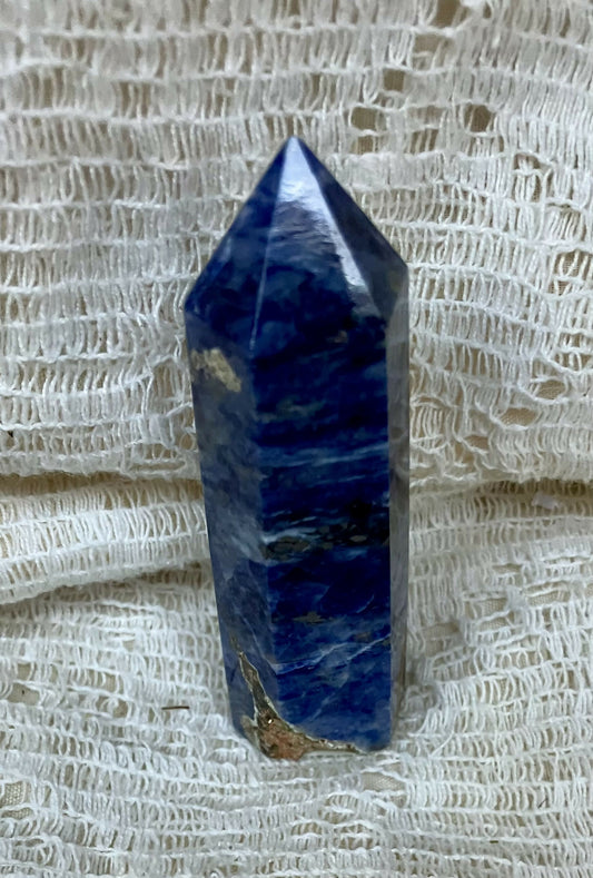 #2471 3" sodalite tower 56 gr